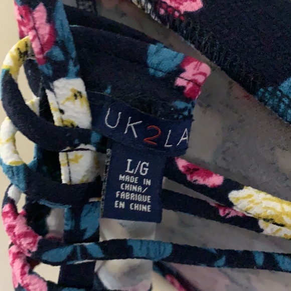 Floral crop top - Picture 4 of 4